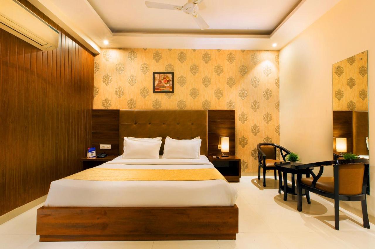 D Pavillon - Boutique Hotel at Delhi Airport Extérieur photo