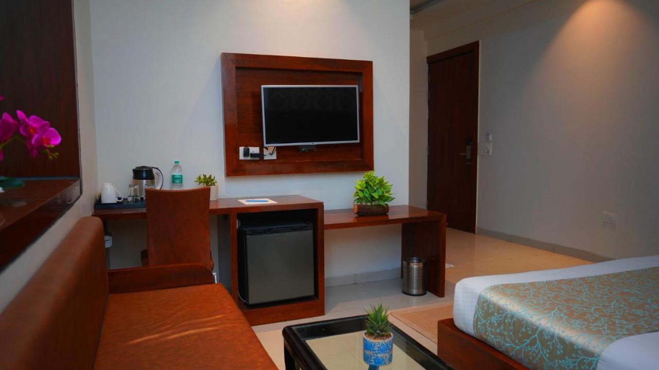 D Pavillon - Boutique Hotel at Delhi Airport Extérieur photo