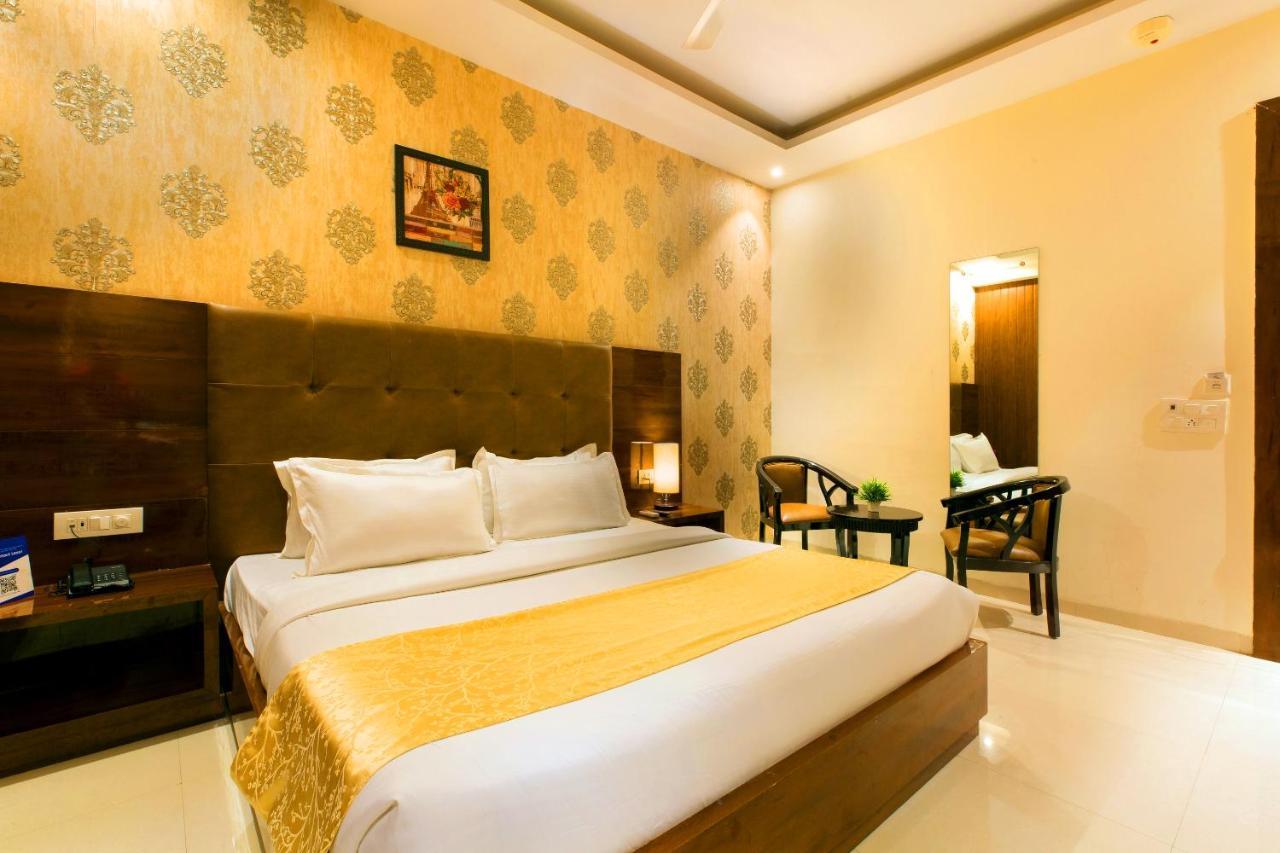 D Pavillon - Boutique Hotel at Delhi Airport Extérieur photo