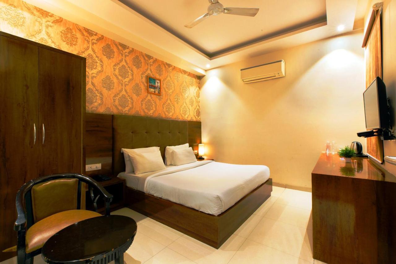 D Pavillon - Boutique Hotel at Delhi Airport Extérieur photo